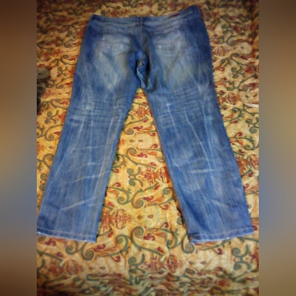 Almost Famous Stretch Denim Stone Washed Jeans Women 22 Blue - Picture 2 of 12